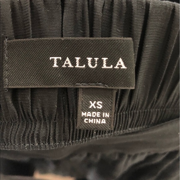 Aritzia high low skirt (Talula) - Picture 3 of 3